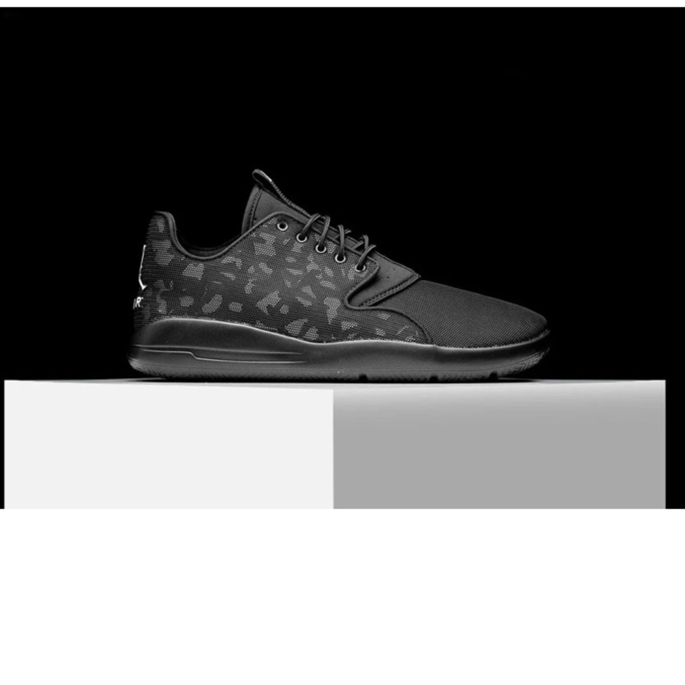 Jordan Eclipse Black Camo